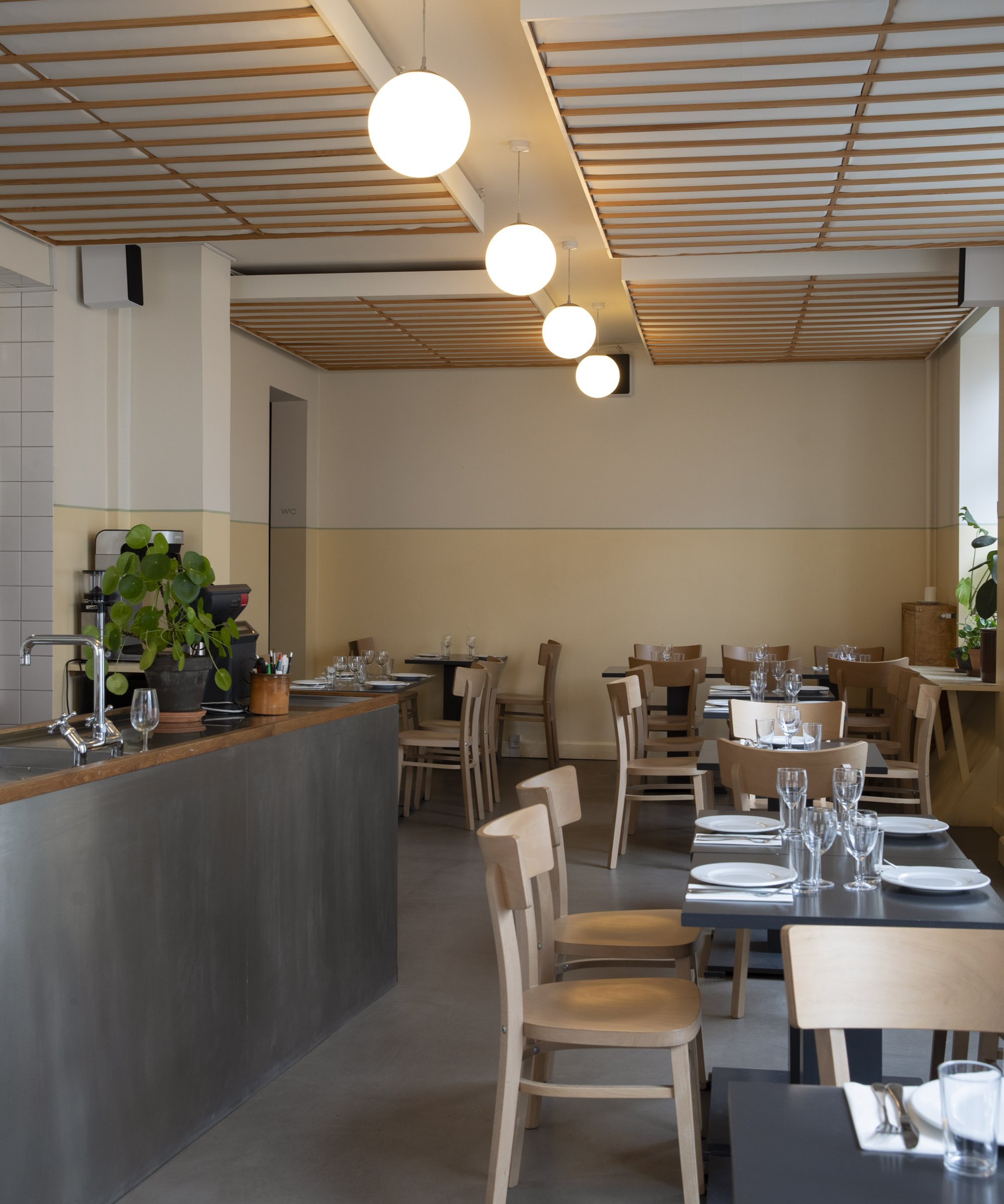 5-course sharing menu at Casamadre in Nørrebro – Fine Nordic ingredients meet comforting Italian cooking at this ‘home away from home’