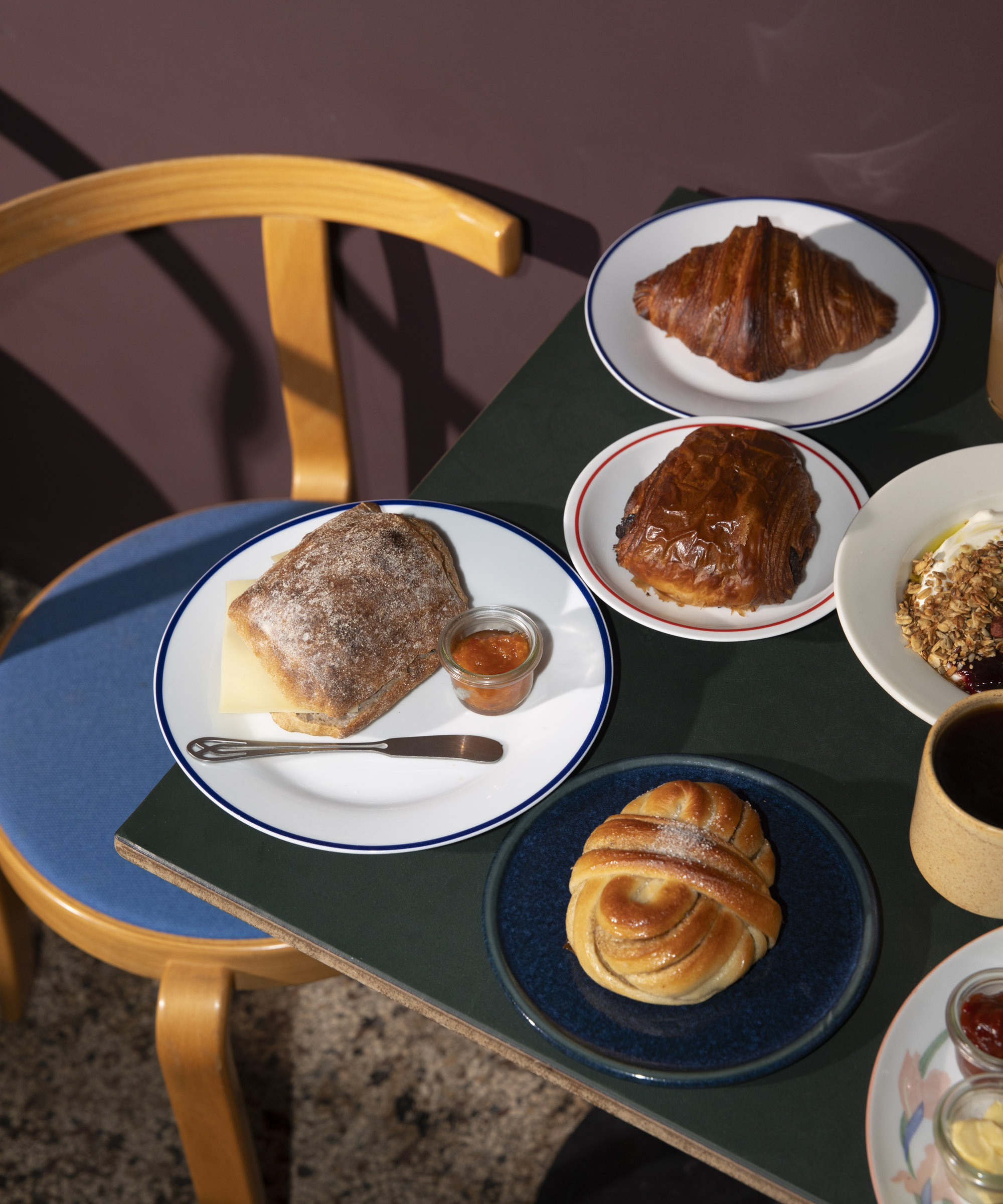 Pick whatever you like at Fovl – The first in the flock of bakeries and eateries that kick-started Nordvest’s crop of cool spots