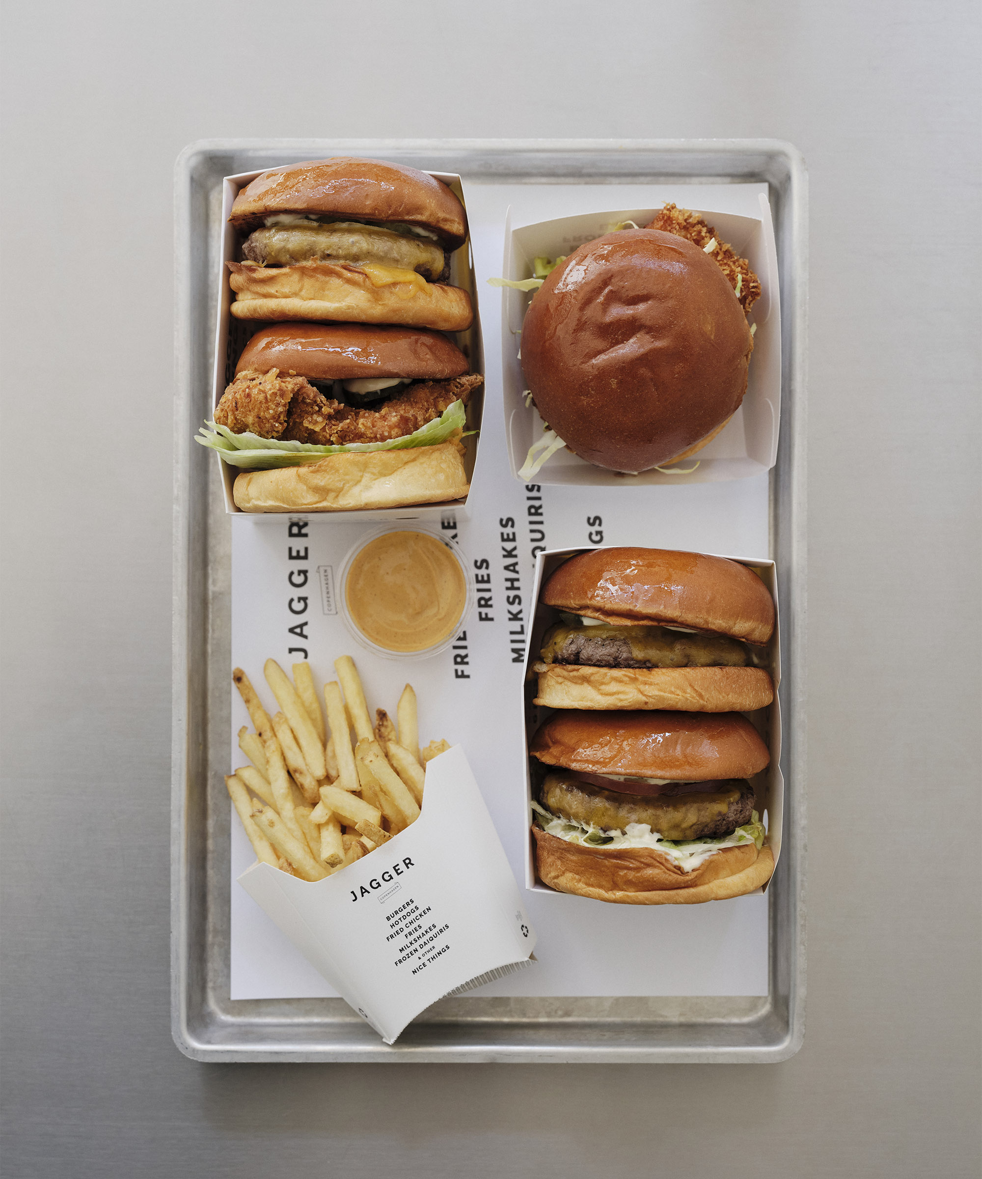 Pick any combo at Jagger, Otto, or Ritta – Get unbeatable burgers, Neapolitan pizzas, and South Asian curries from Copenhagen’s quintessential fast-casual spots