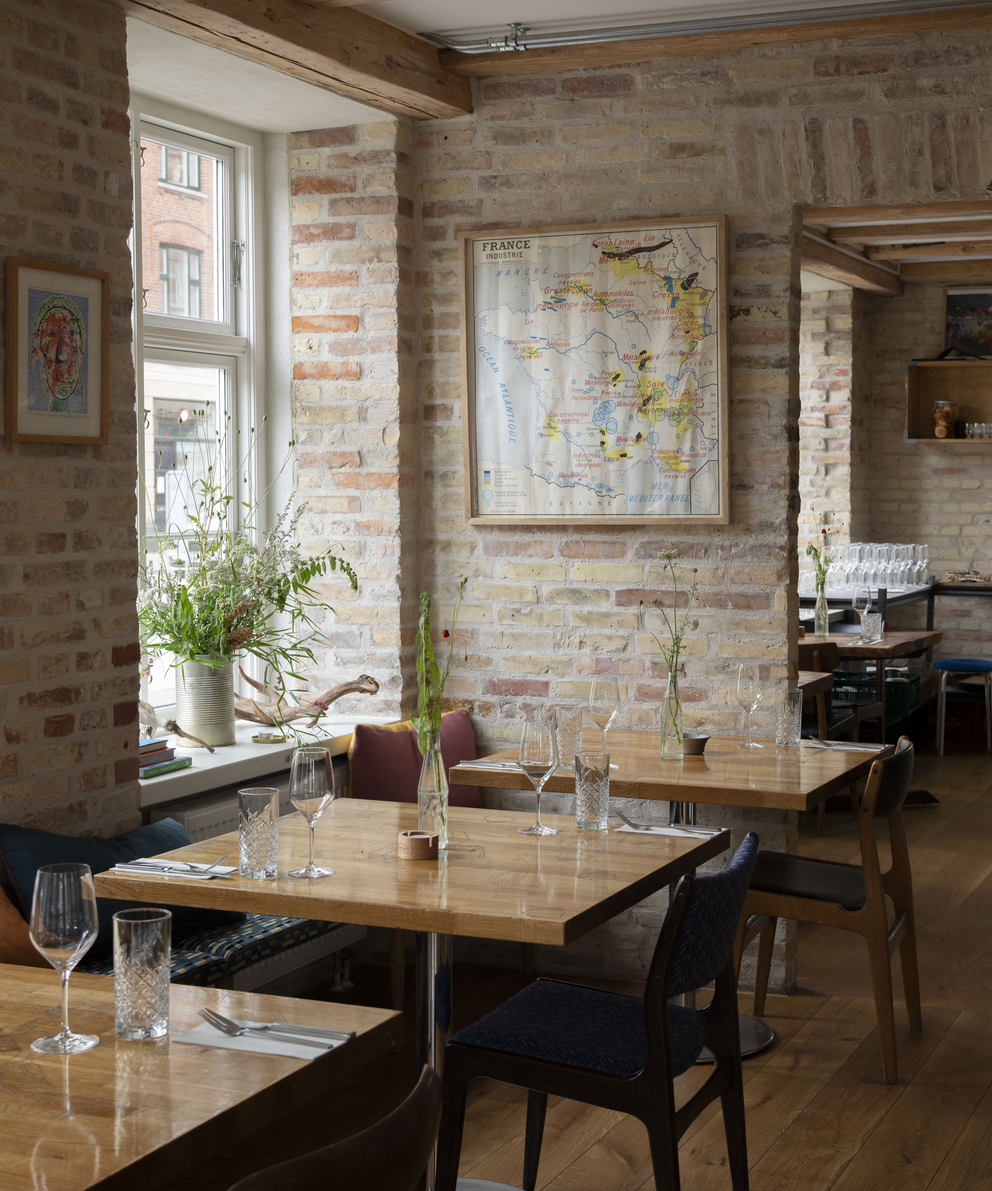 10-course menu at Øens Spisested in Amager – A restaurant that takes terroir and seasonality to the highest level with the help of local hunters, fishermen, farmers, and foragers