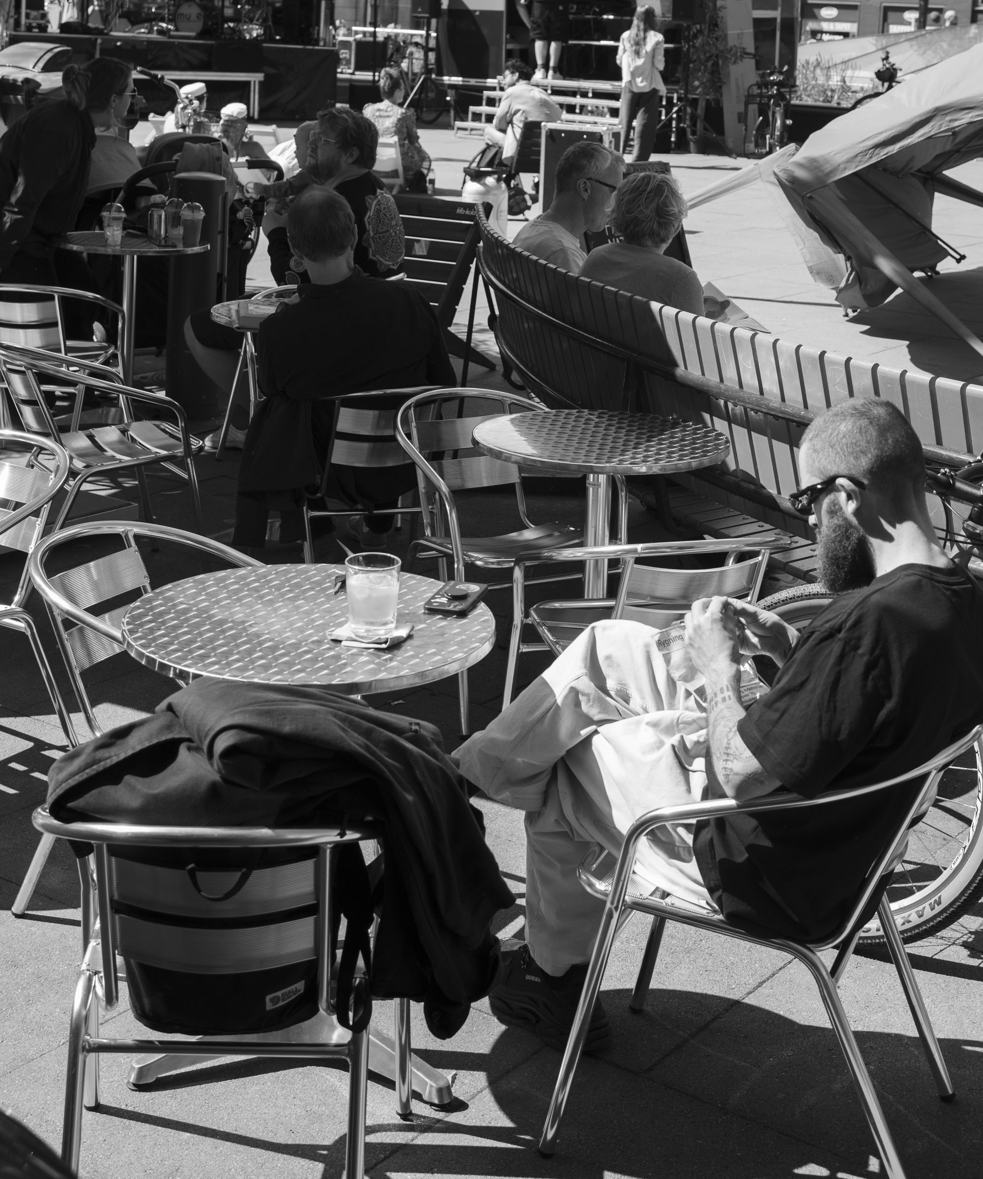 Pick whatever you like at Enghave Plads 9 – One of Vesterbro’s most beloved hangouts is now open all day long with top-notch pastries, coffee, beer, wine, snacks, and more