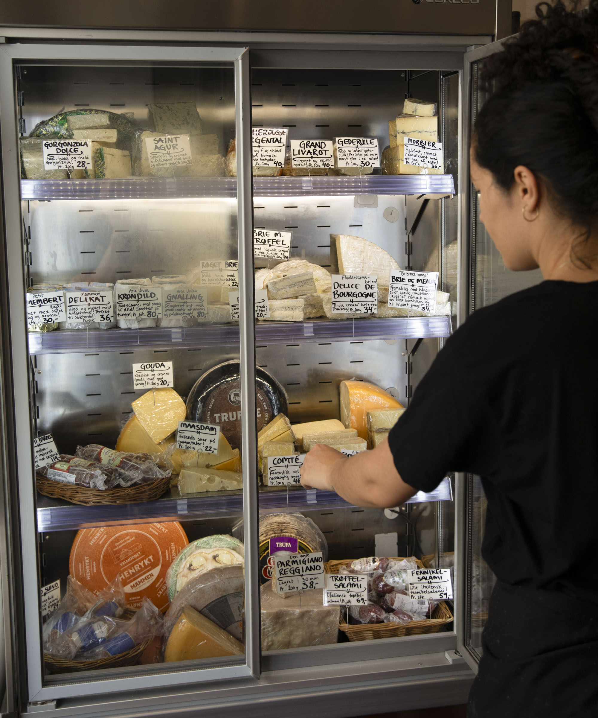 Pick whatever you like at Elme Oste – This small family-run delicatessen on Elmegade is a must-visit mecca for superb cheeses, charcuterie, sandwiches, tapas platters, and more