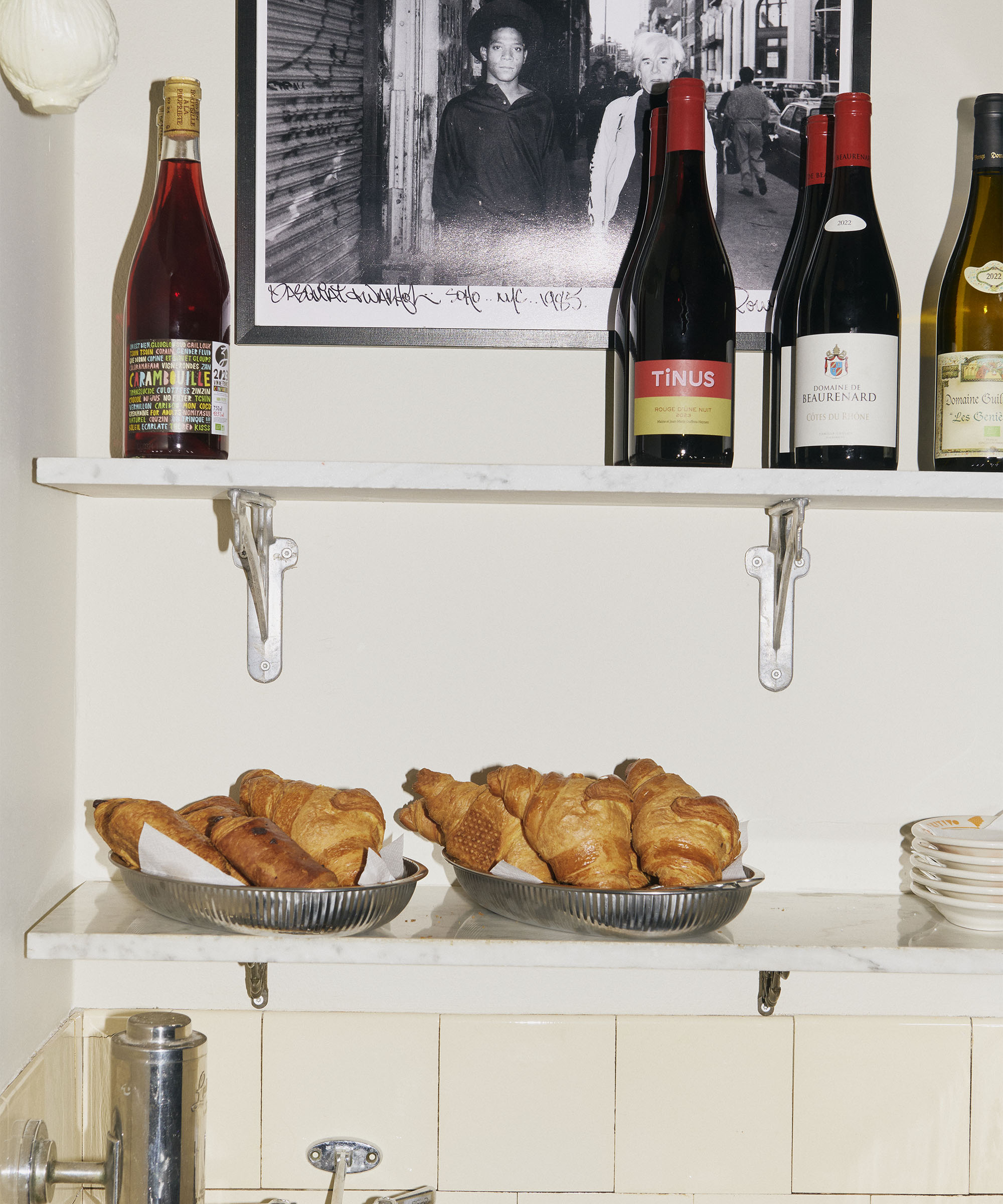 Pick whatever you like at Granola on Værnedamsvej – Even as it continues to evolve with modern touches, the timeless charm of this beloved all-day bistro is unfaltering