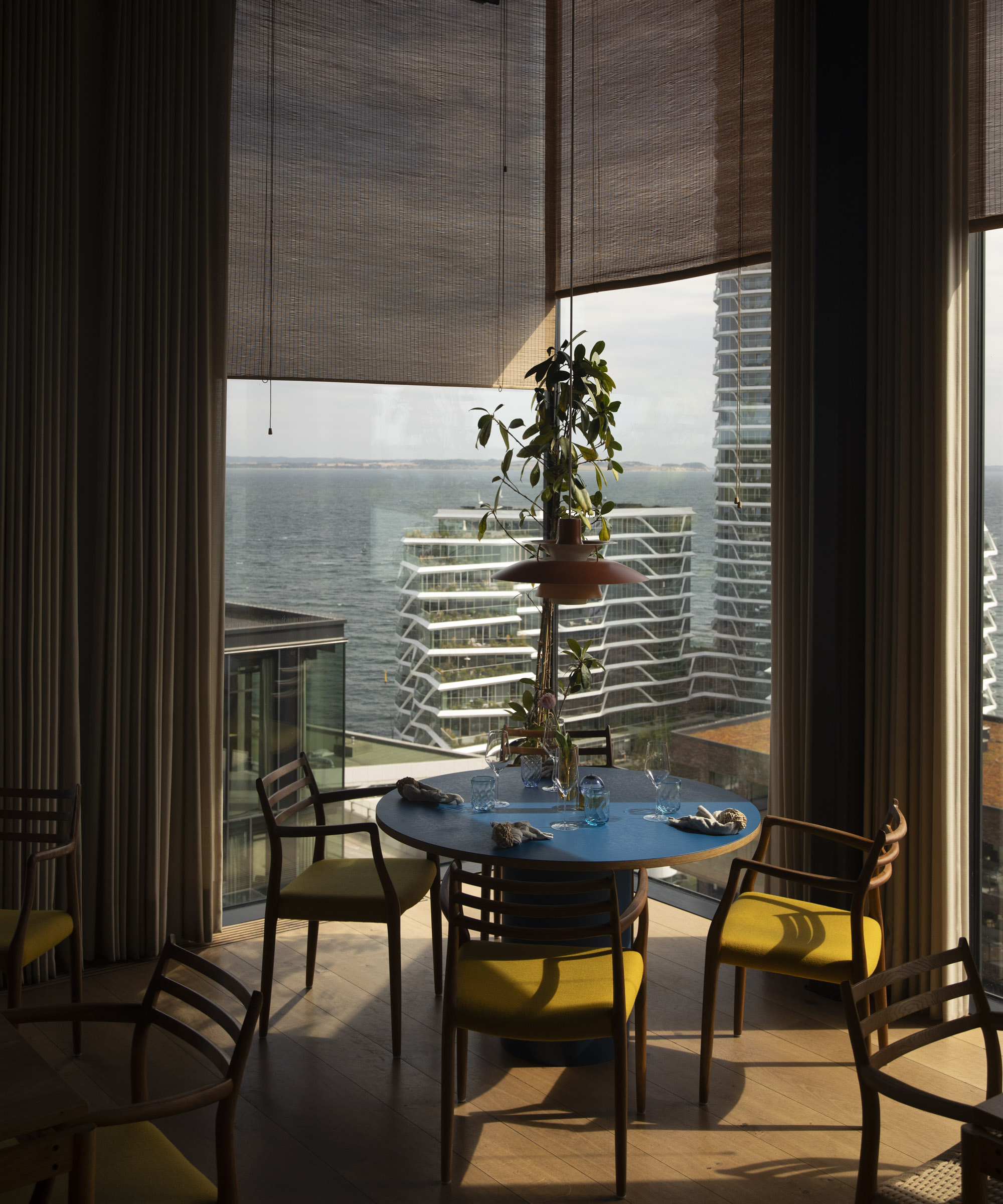 13-course menu at Substans in Aarhus – This 1-star Michelin restaurant in a high-rise by the sea creates one of the most elevated dining experiences in Denmark
