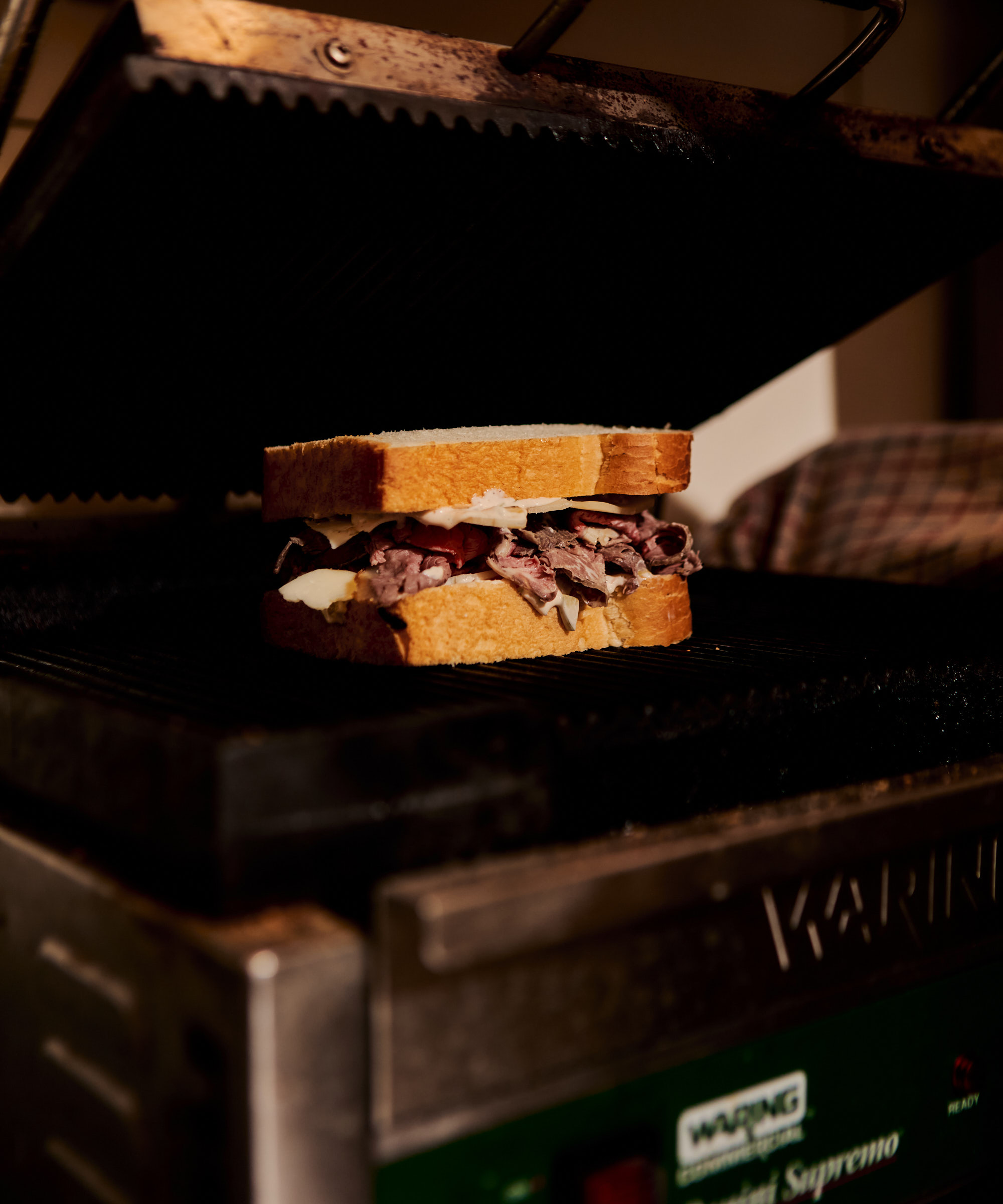 Pick whatever you’d like at Stack’s Deli — A modern ode to New York nostalgia brings deli classics to Oud-West
