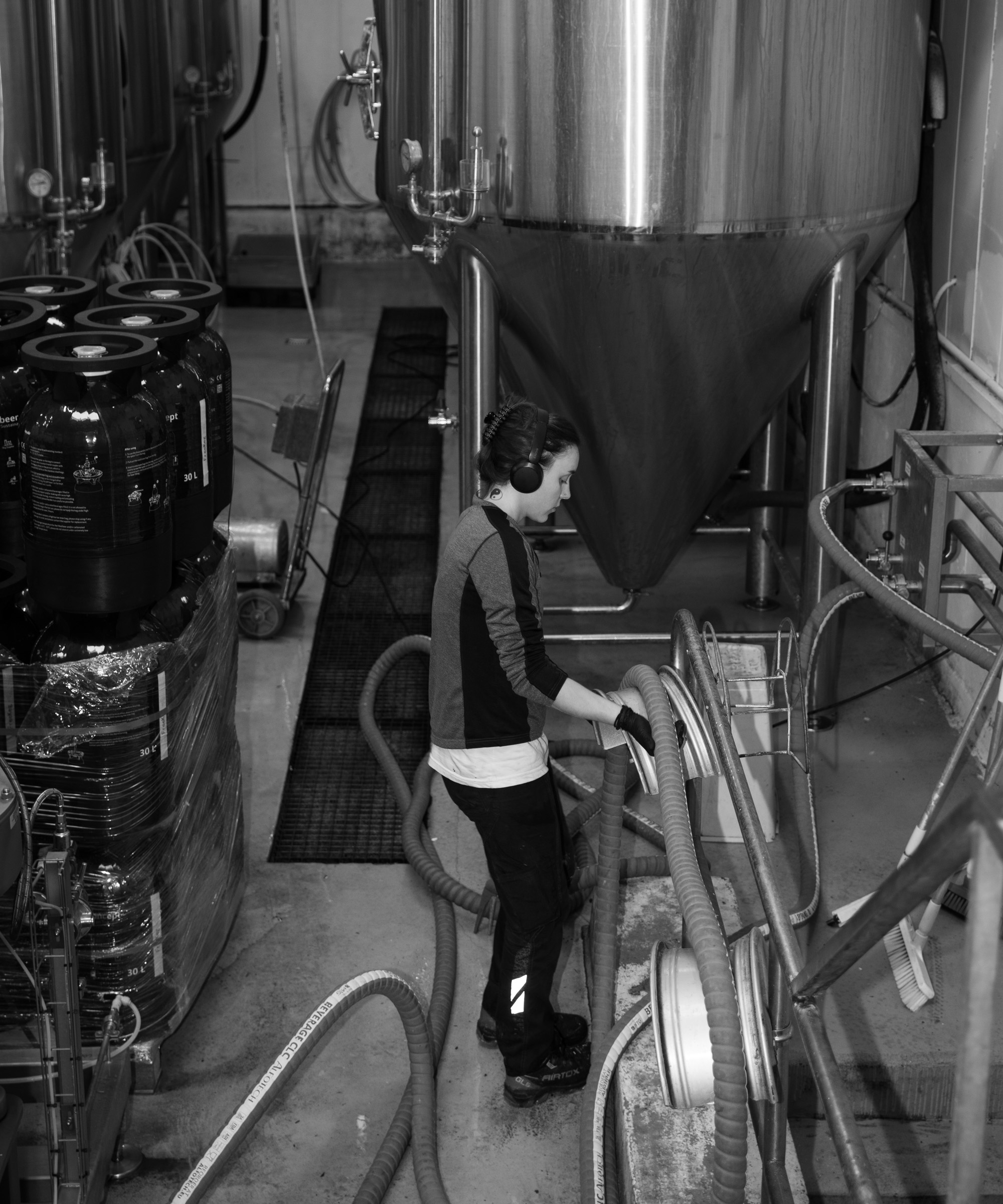 Pick whatever you like at the Dry & Bitter pop-up shop — Open today, hop-forward pioneers are bringing fresh brews and first-access releases to Nørrebro